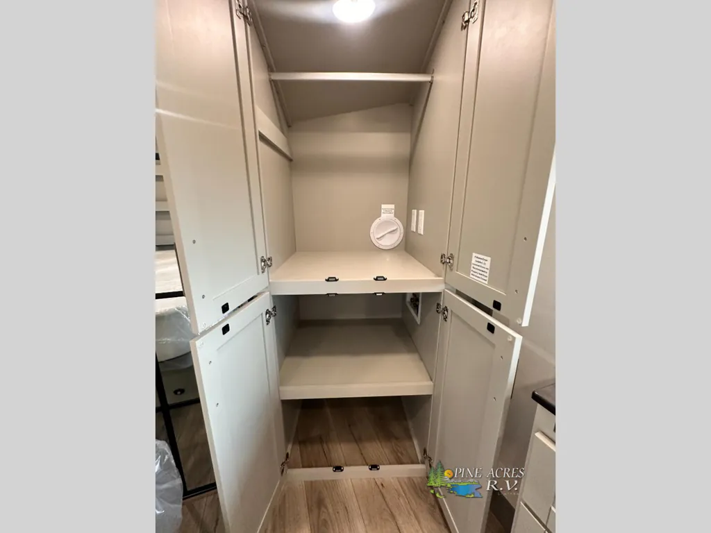 2026 Brinkley Model Z 3515, Photos photo 95