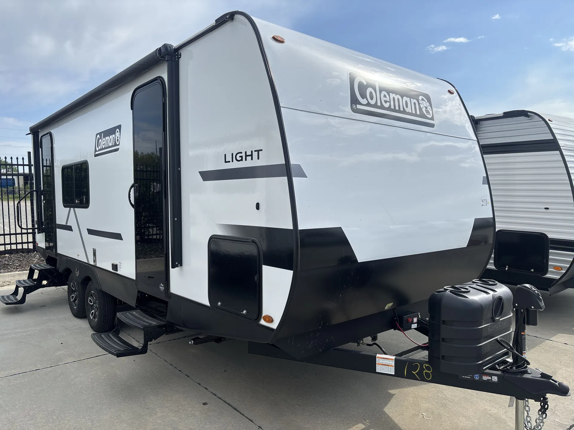 2026 Keystone Coleman Light 21RX - Photo 2