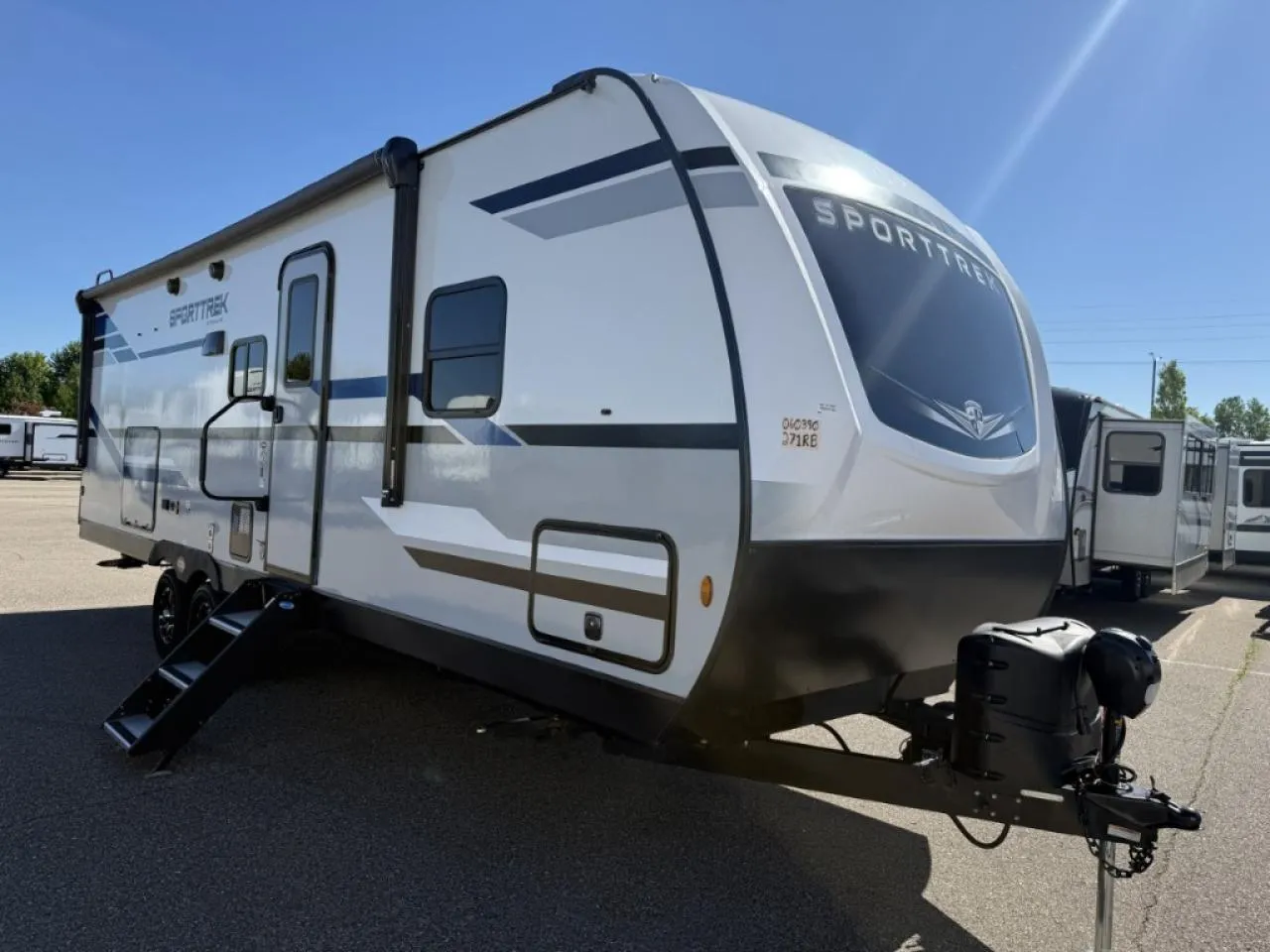 2022 Venture RV SportTrek 271VMB - Main photo