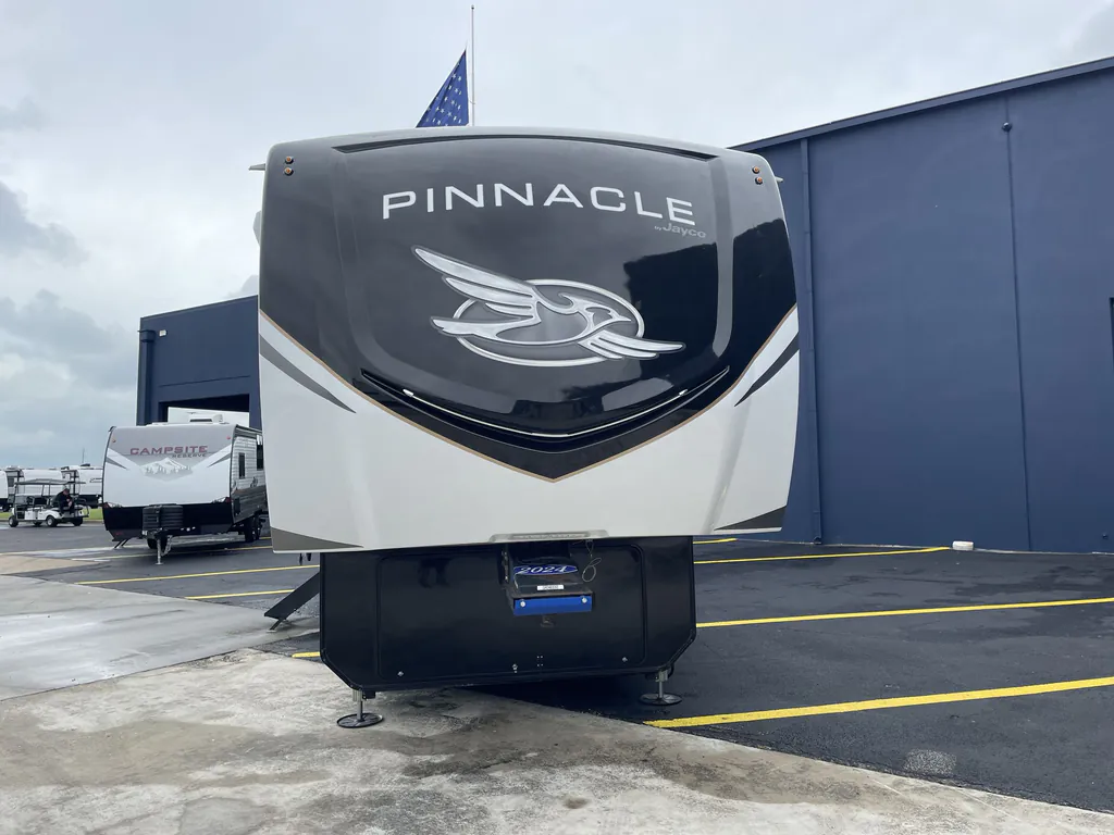 2024 Jayco Pinnacle 36FBTS, Photos photo 3
