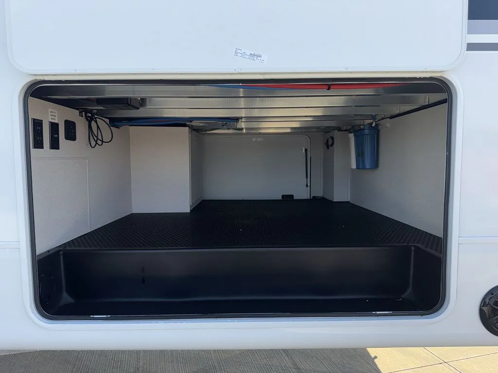 2026 Jayco Eagle 321RSTS, Photos photo 3