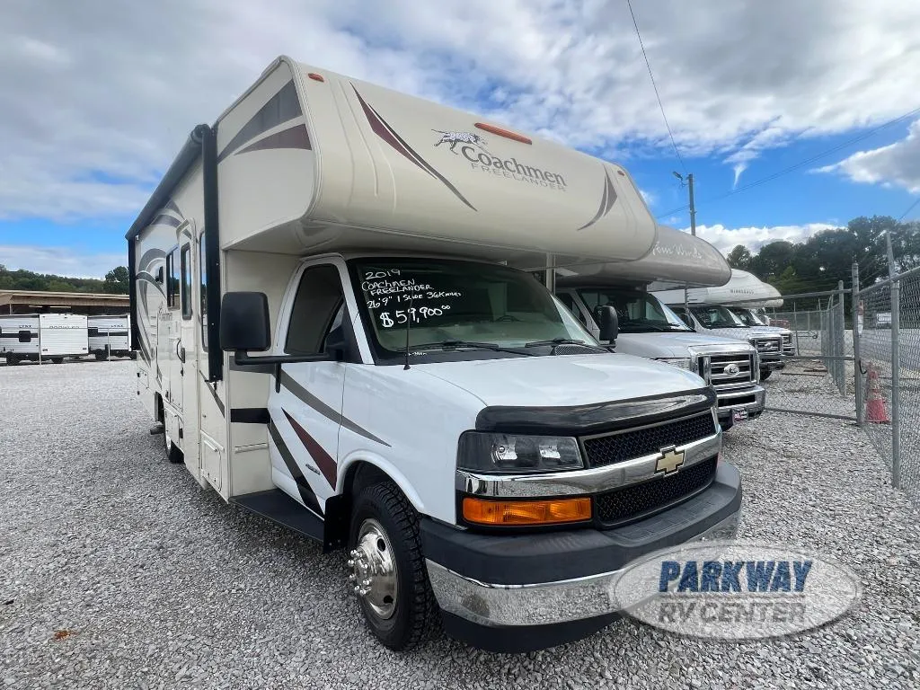 2019 Coachmen Freelander 24FS Chevy 4500 - Main photo