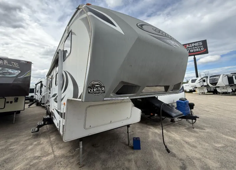 2013 Keystone Cougar 330RBK - Photo 2