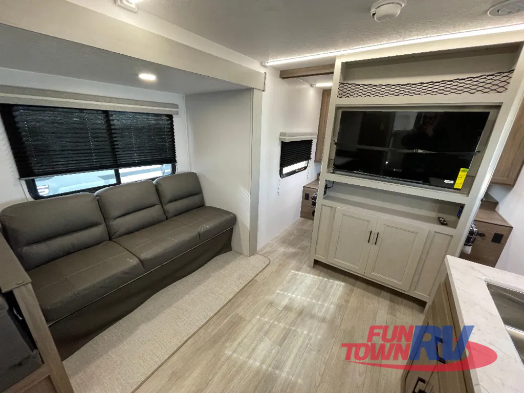 2026 Coachmen Freedom Express Select 29SE, Photos photo 19