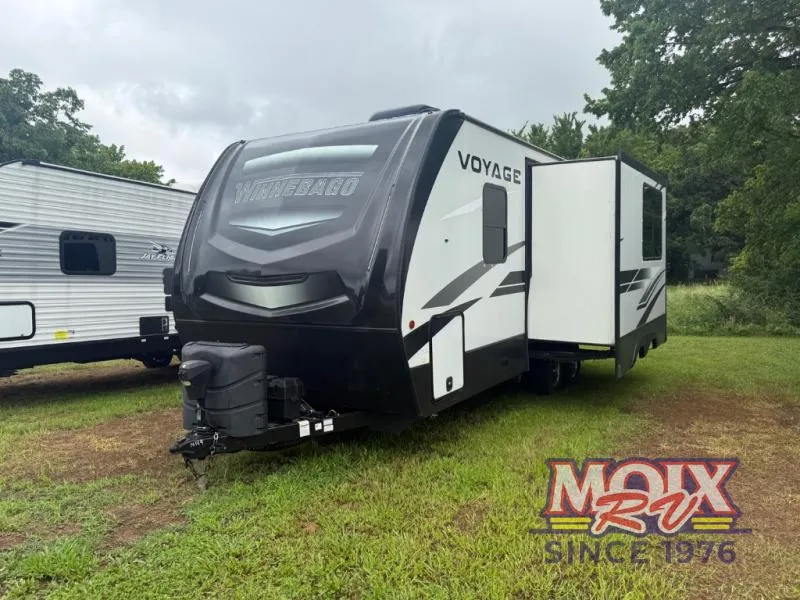 2022 Winnebago Voyage 2427RB - Photo 4