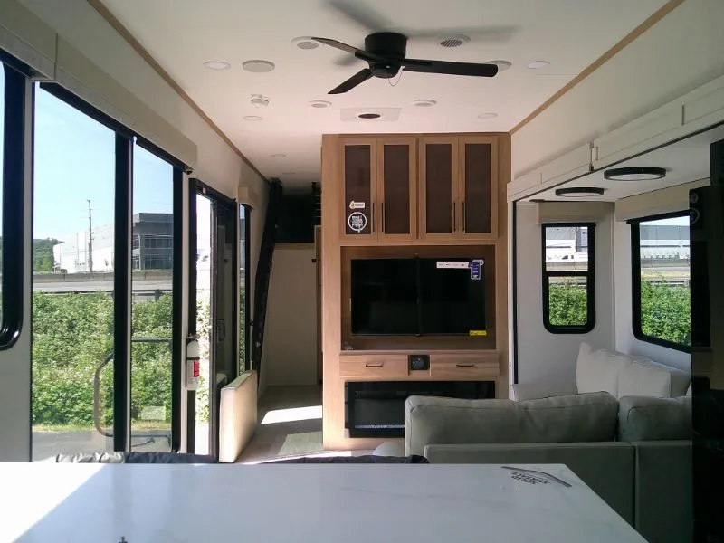 2025 Forest River Sandpiper Destination 421FKL, Photos photo 8