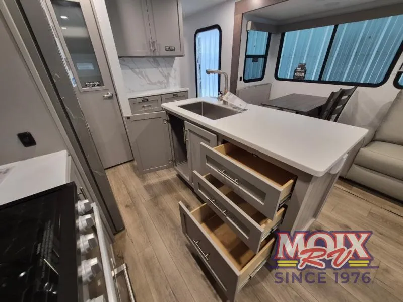 2026 Alliance RV Avenue 298RL - Photo 3