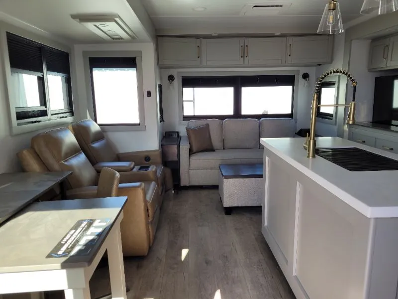 2026 Brinkley Model Z AIR 297, Photos photo 5