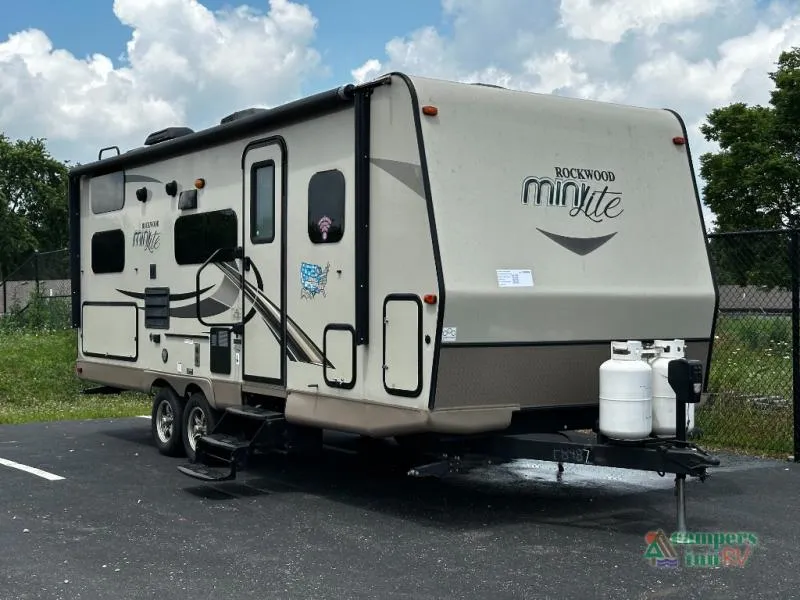 2018 Forest River Rockwood Mini Lite 2509S - Photo 2