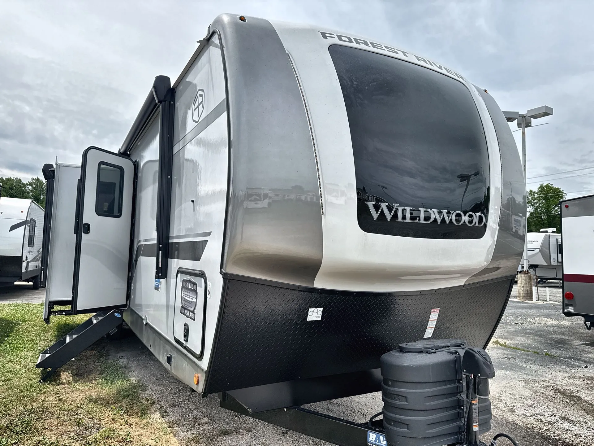 2027 Forest River Wildwood Heritage Glen 310BHI