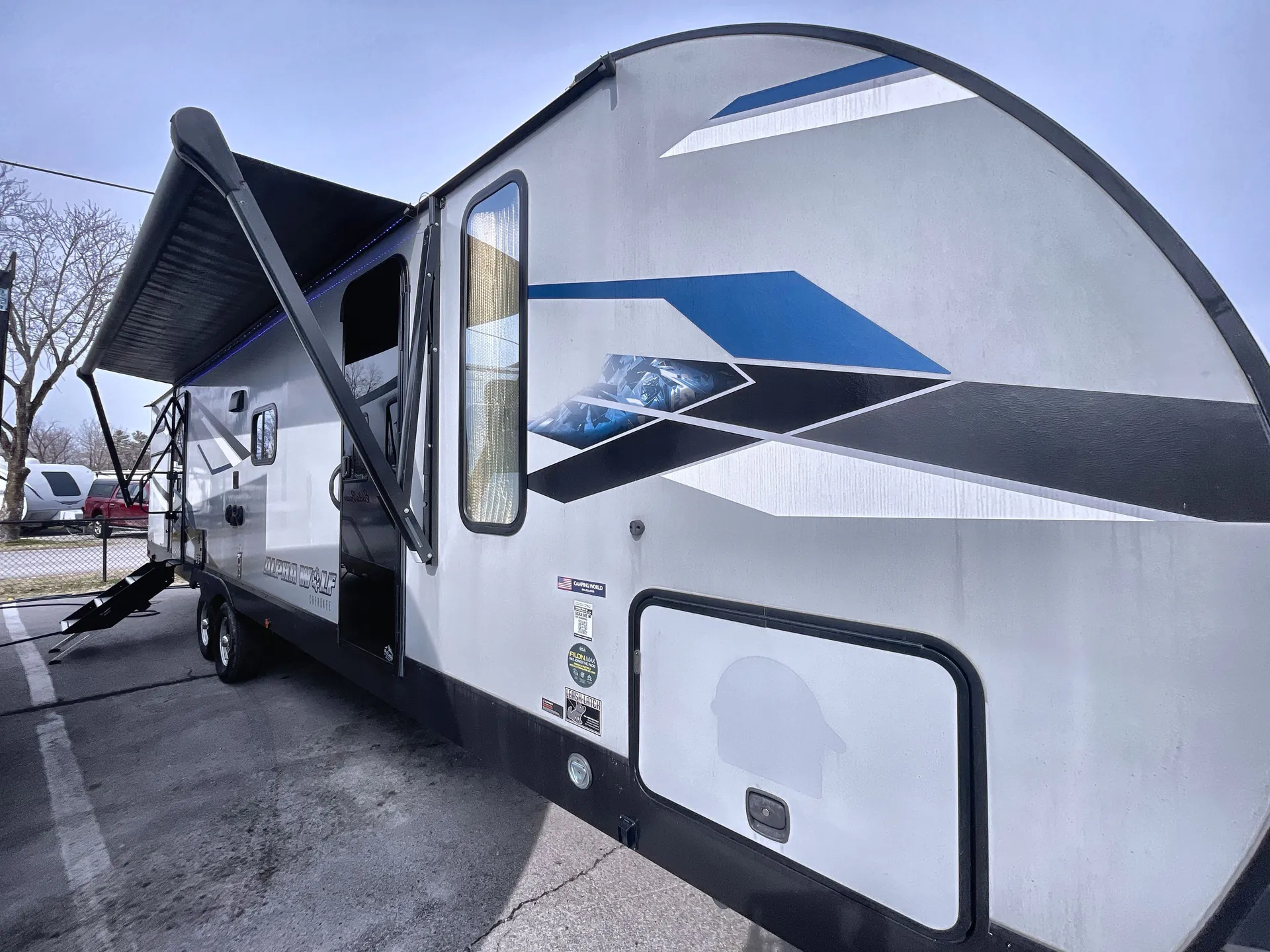 2023 Forest River Cherokee Alpha Wolf 30DBH-L — campside