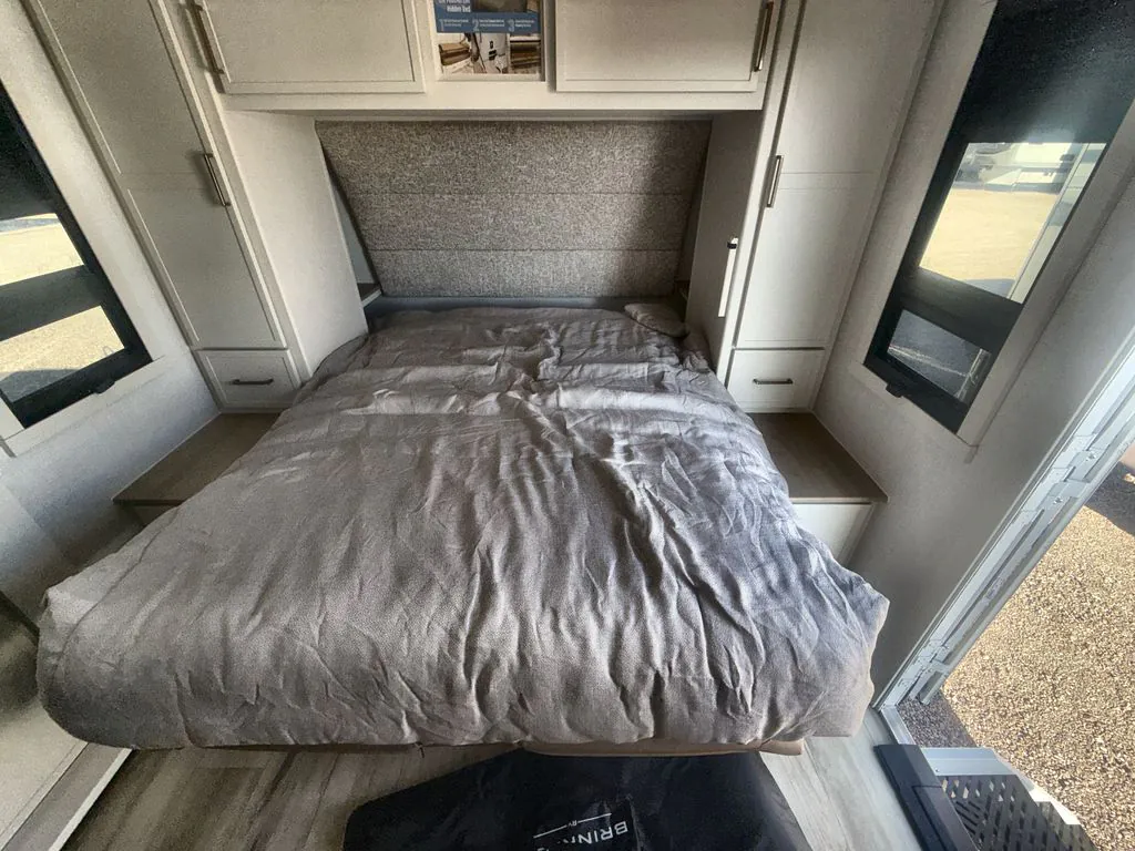 2026 Brinkley Model Ix 20X, Photos photo 10