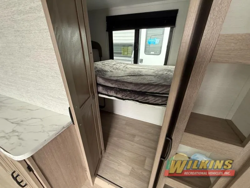 2026 Gulf Stream RV Ameri-Lite Ultra Lite 228SB - Photo 3