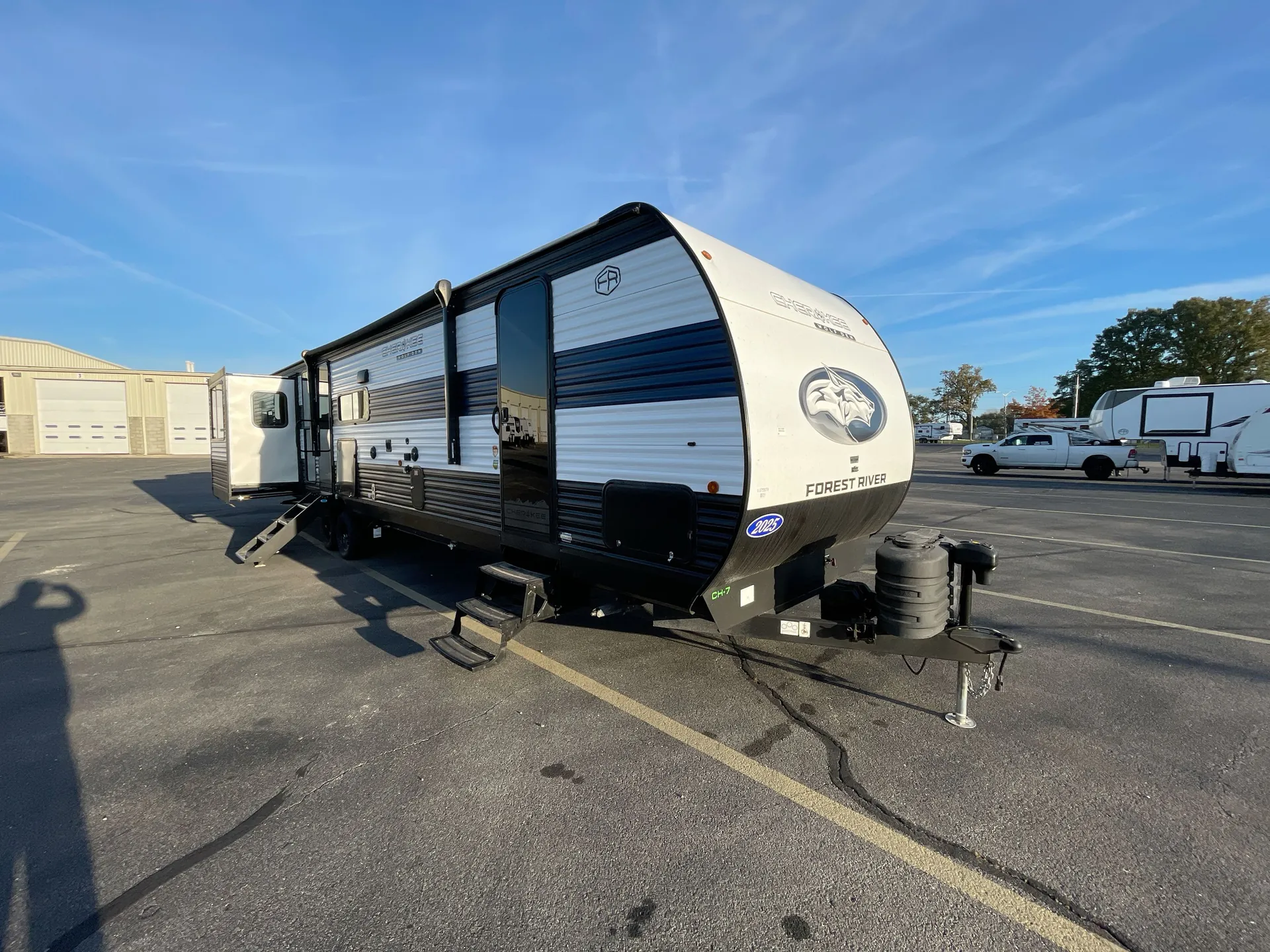 2025 Forest River Cherokee Wolf Den 306MM