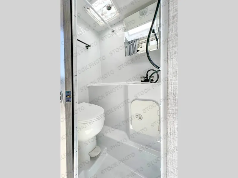 2026 Lance Lance Truck Campers New    850 - Photo 4