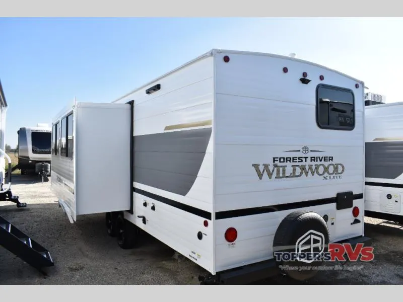 2026 Forest River Wildwood X-Lite 26ICE - Photo 4