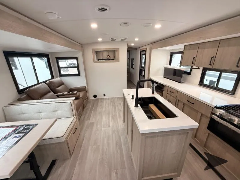 2026 Grand Design Imagine 2670MK - Photo 3