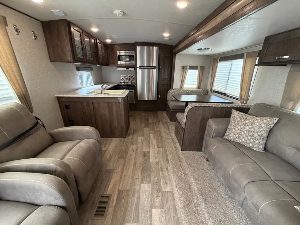2018 Forest River Vibe 268RKS, Photos photo 10