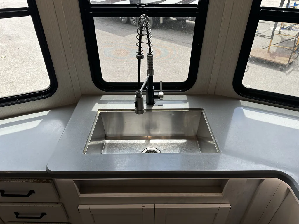 2025 Forest River Puma Vista 403LFT, Photos photo 10