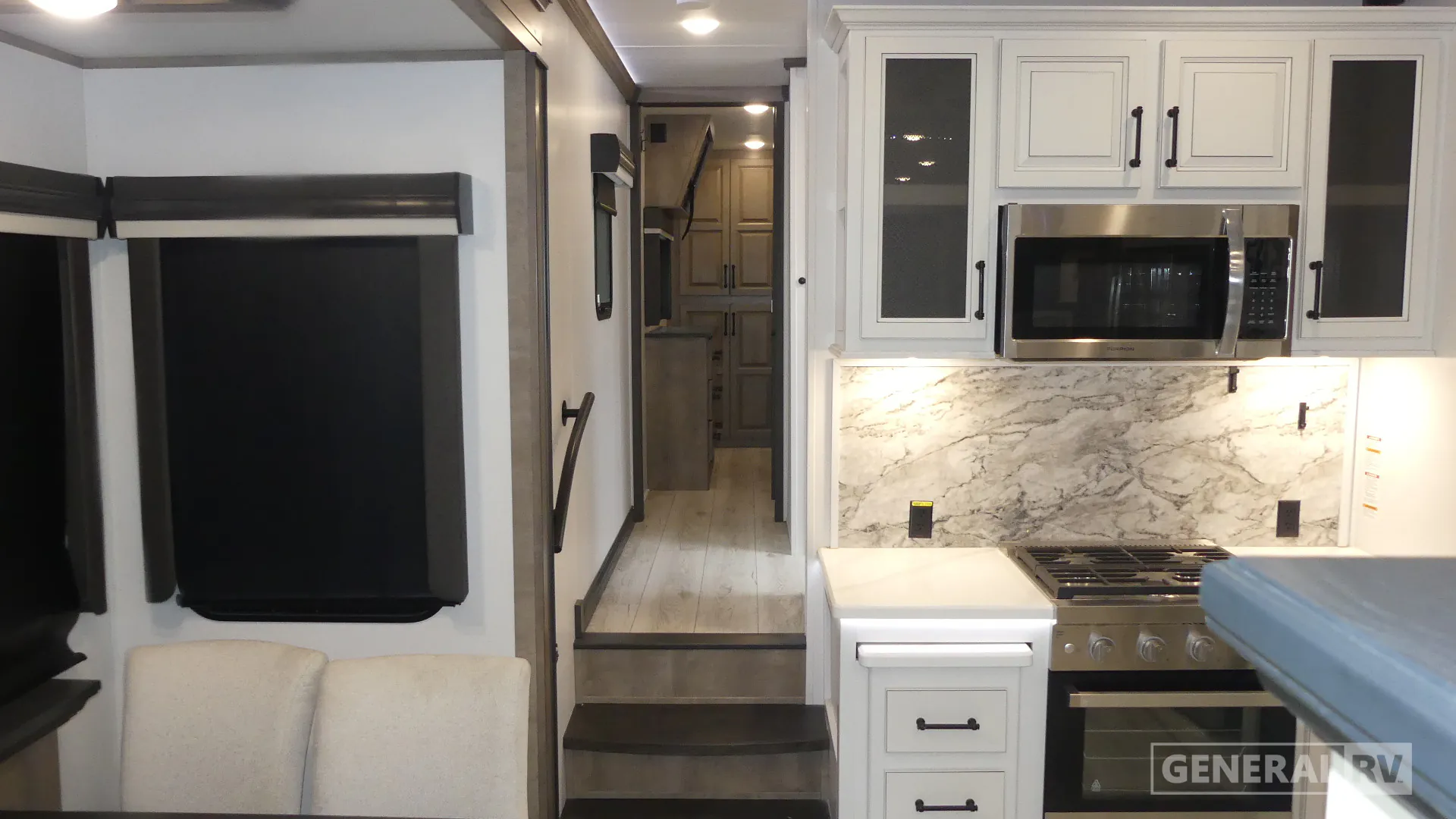 2024 Keystone Montana 3941FO - Photo 3
