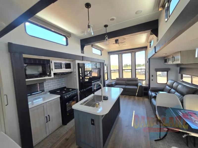 2026 Forest River Puma Vista 402LFT - Photo 3