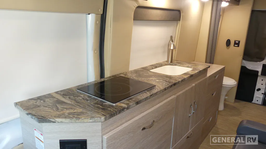 2022 Chinook RV Bayside SS, Photos photo 6
