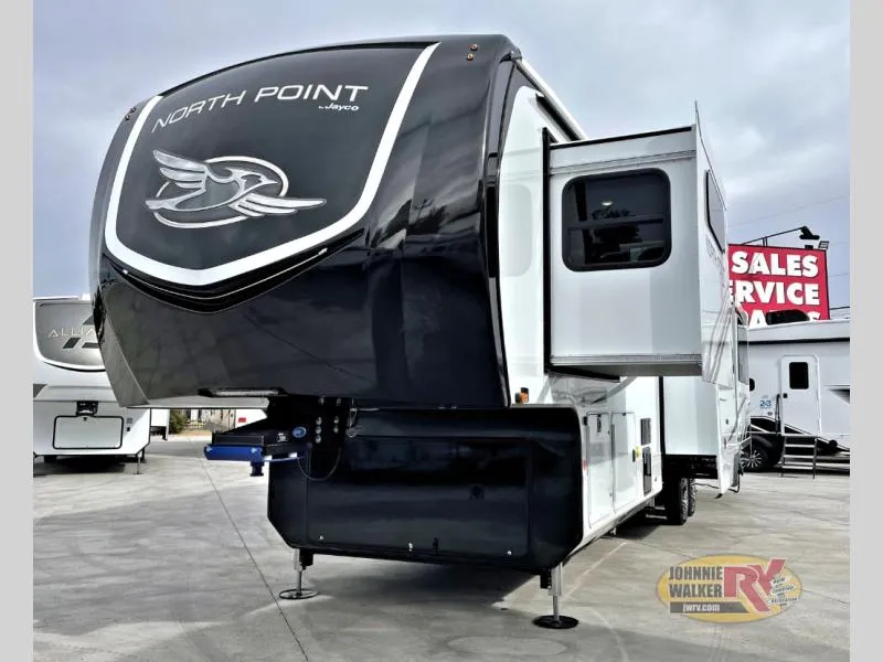 2025 Jayco North Point 381CKRE - Photo 4