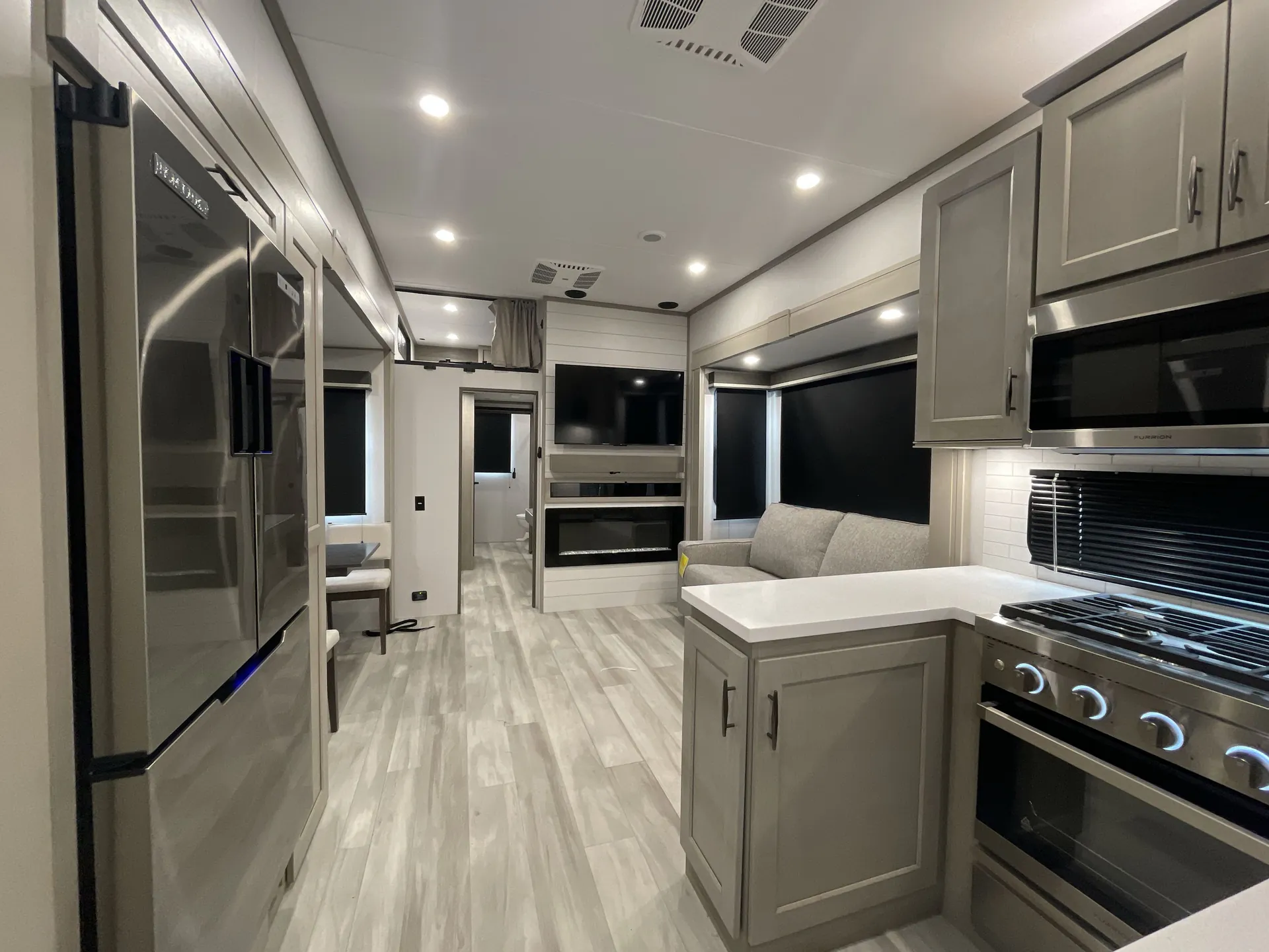 2025 Grand Design Influence 3804DS - Photo 3