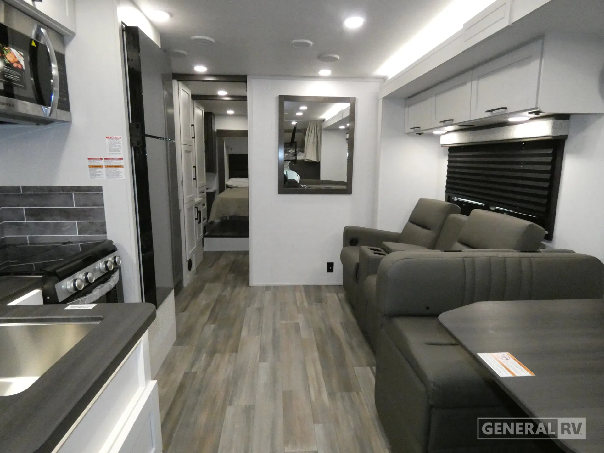 2026 Entegra Coach Odyssey 30Z - Photo 3