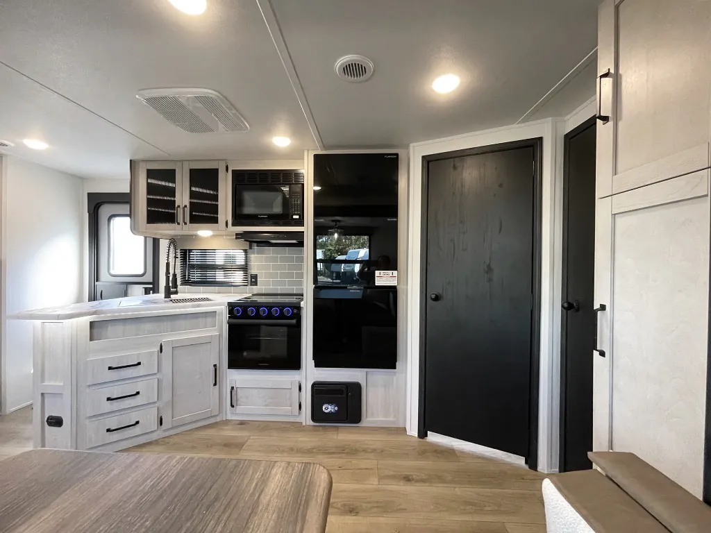2026 Forest River Puma 32BHQS, Photos photo 8