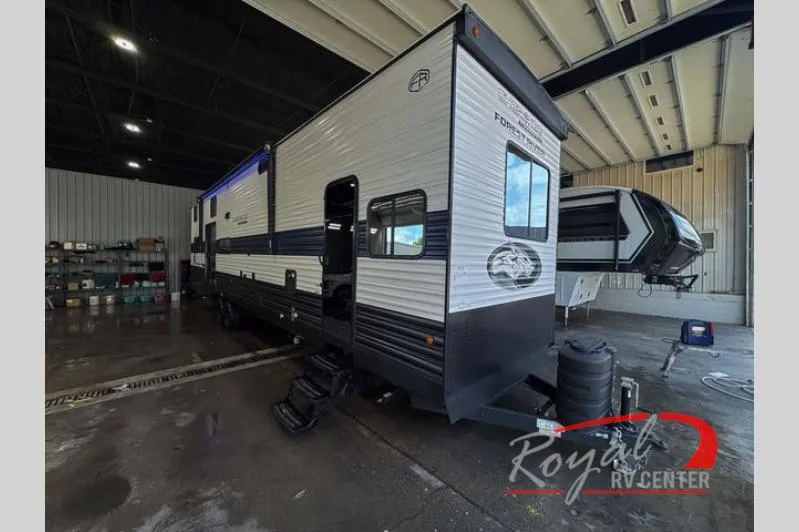 2026 Forest River Cherokee Timberwolf 39DC - Photo 2