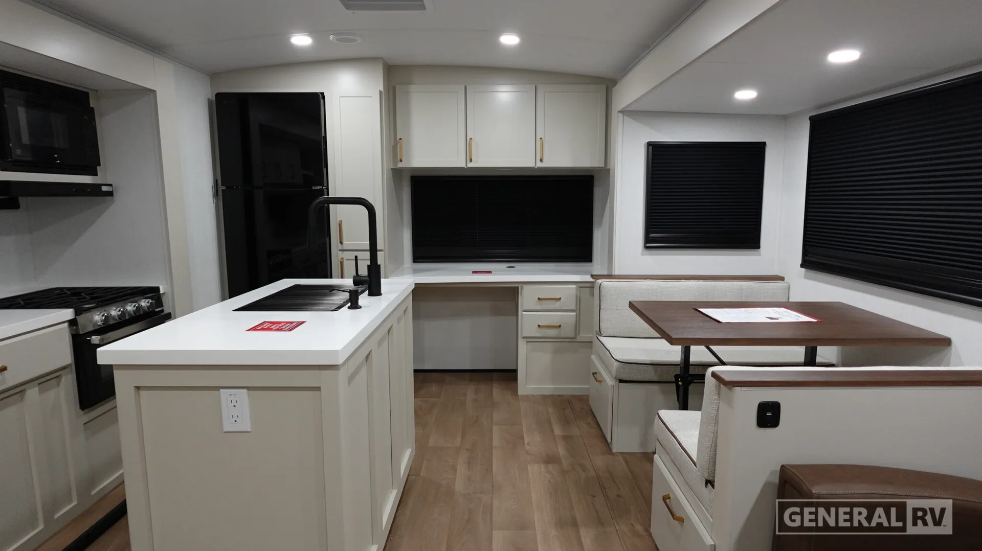 2026 Grand Design Imagine 2670MK - Photo 3