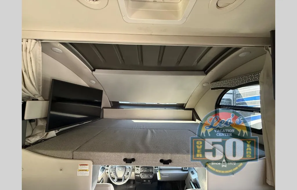2022 Thor Motor Coach Magnitude RS36, Photos photo 13