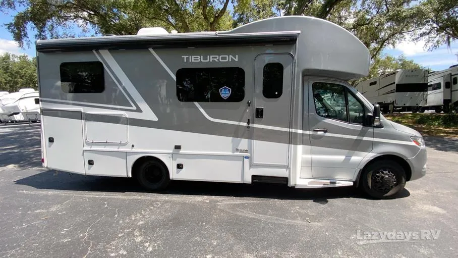 2026 Thor Motor Coach Tiburon 24XL - Photo 2