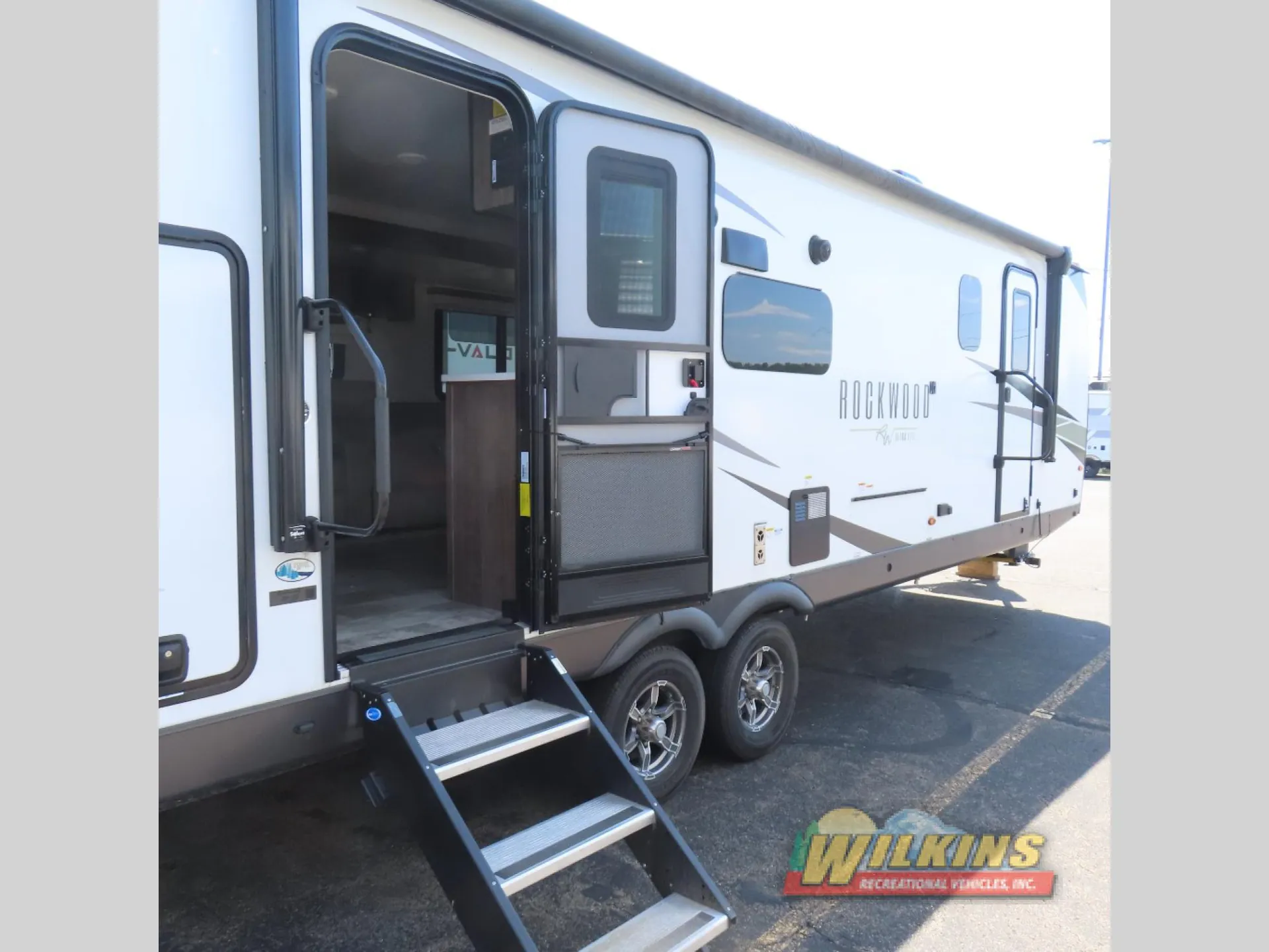 2023 Forest River Rockwood Ultra Lite 2911BS - Photo 4