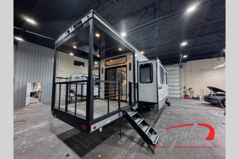 2025 Forest River Cherokee Arctic Wolf Suite 3800DECK - Photo 2
