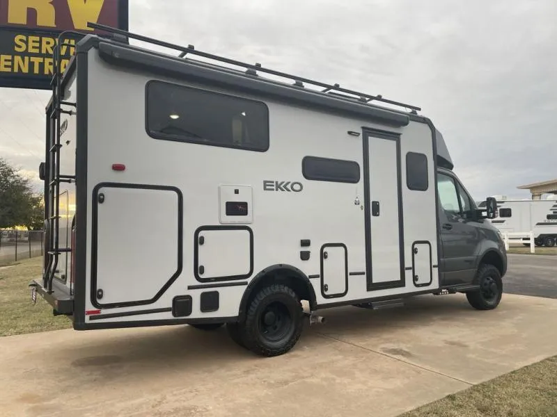 2026 Winnebago EKKO 23B - Photo 4