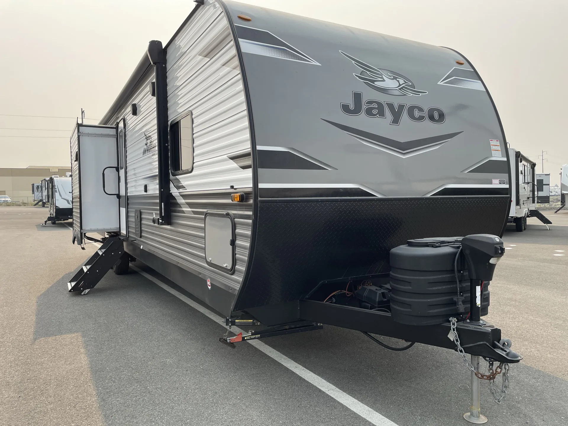 2024 Jayco Jay Flight 331BTS - Photo 2