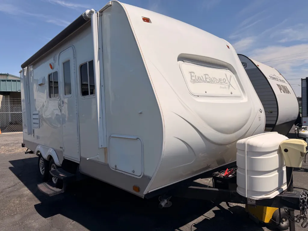 2011 Cruiser RV Fun Finder X X210WBS - Photo 2