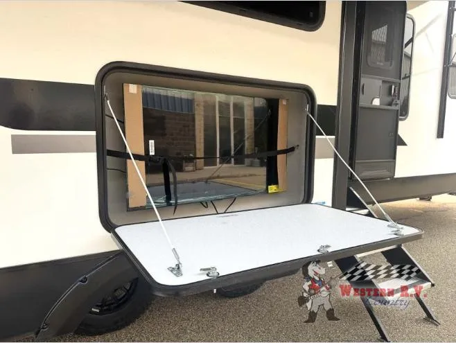 2027 Coachmen RV Urban 2975RL - Photo 4