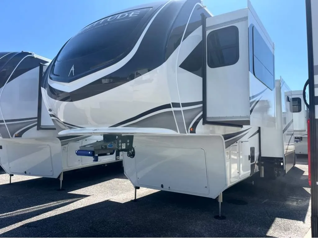 2026 Grand Design Solitude 380FL - Photo 3