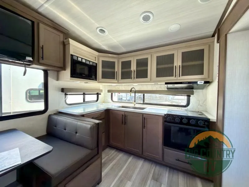 2026 Keystone Cougar Half-Ton 23MLE - Photo 4