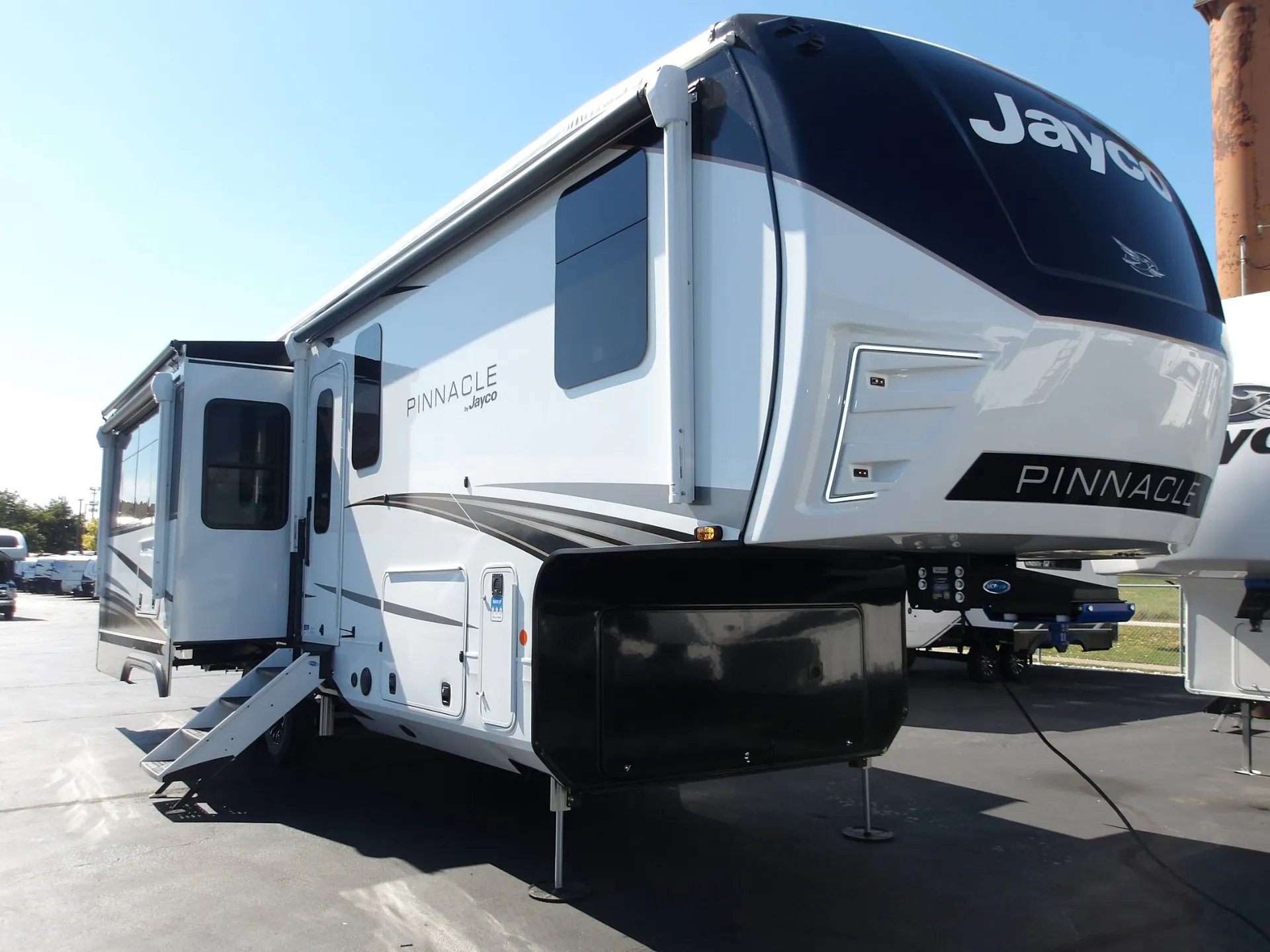 2027 Jayco Pinnacle 32RLTS