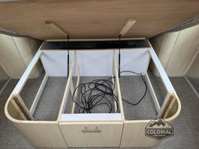 2021 Airstream Flying Cloud 28RB - Photo 3