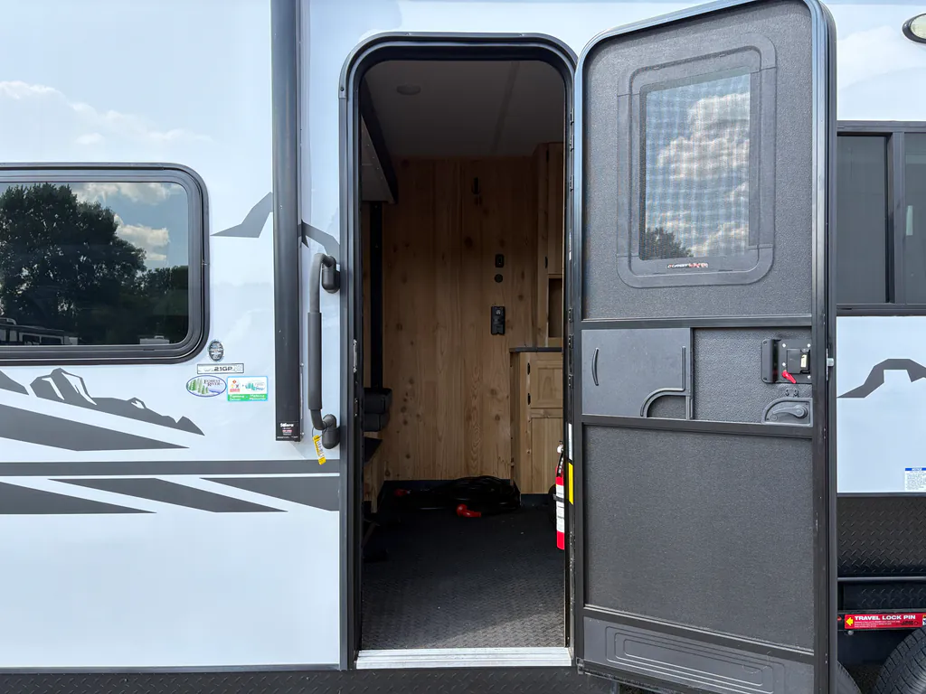 2024 Forest River Cherokee Grey Wolf 21GP, Photos photo 8