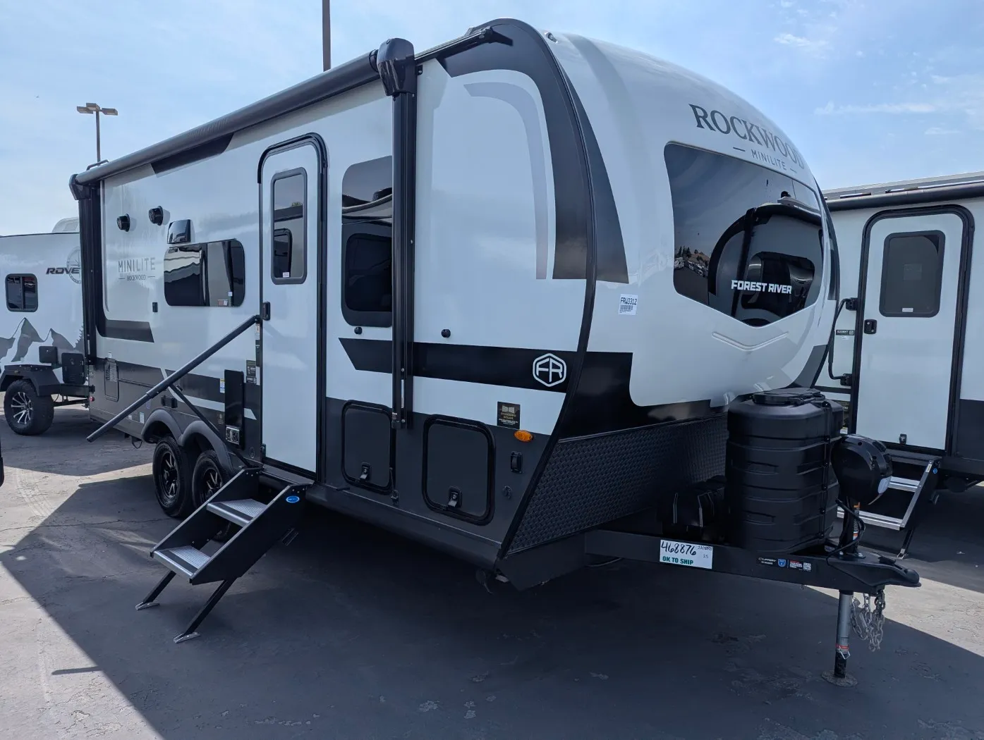 2026 Forest River Rockwood Mini Lite 2108RB - Photo 2