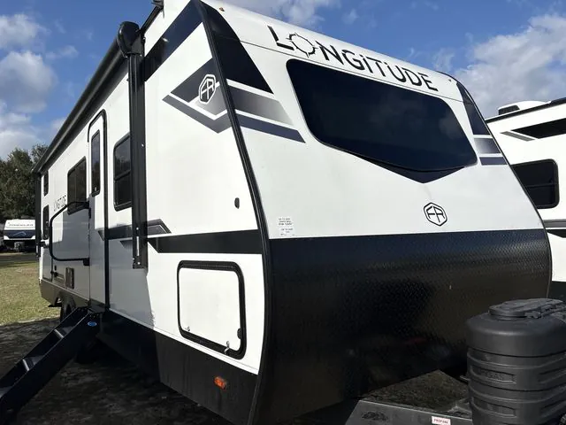 2026 East to West Longitude 255BH - Photo 2