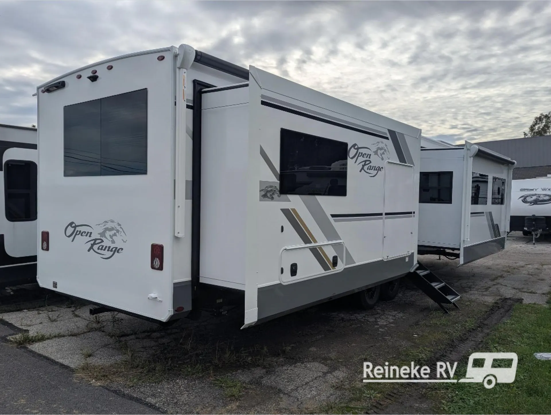 2027 Highland Ridge Open Range 3X 335RBS - Photo 4
