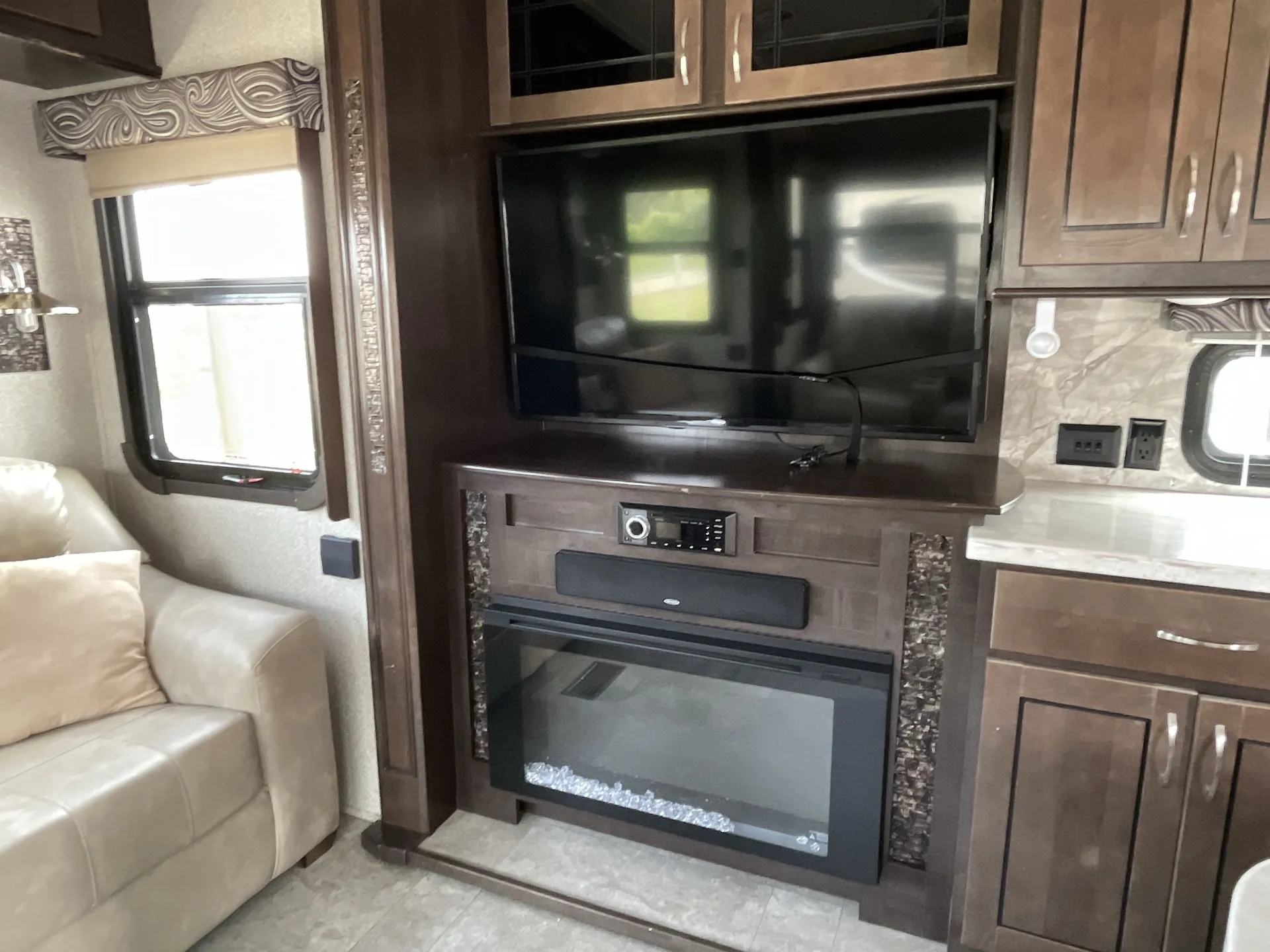 2019 Forest River Cedar Creek Hathaway Edition 34IK — bedroom