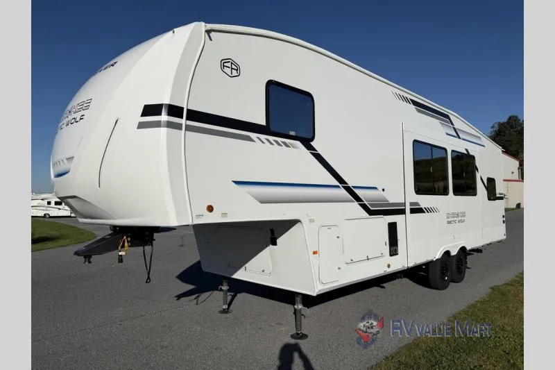 2026 Forest River Cherokee Arctic Wolf 287BH - Photo 4